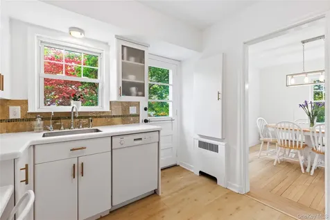 201 Clayton Road Scarsdale NY 10583