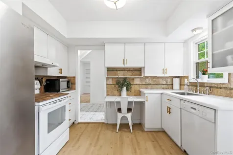201 Clayton Road Scarsdale NY 10583