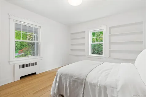 201 Clayton Road Scarsdale NY 10583