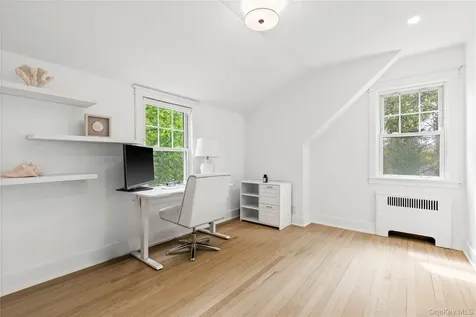 201 Clayton Road Scarsdale NY 10583