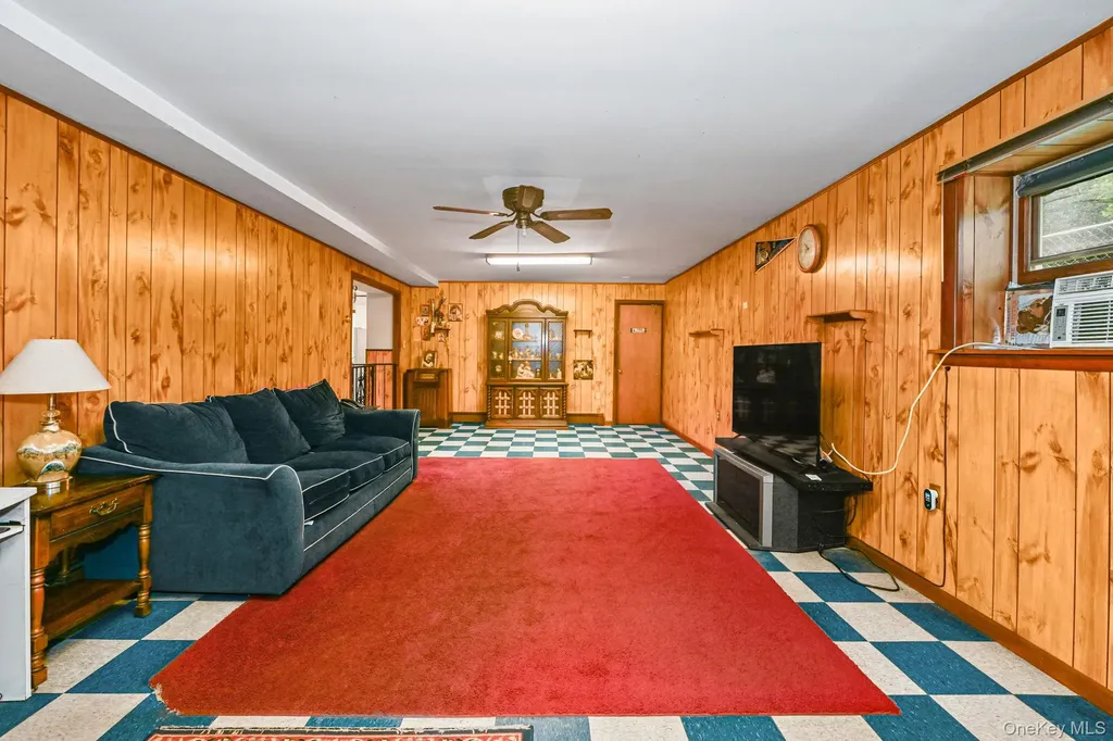 32 Chase Avenue White Plains NY 10606