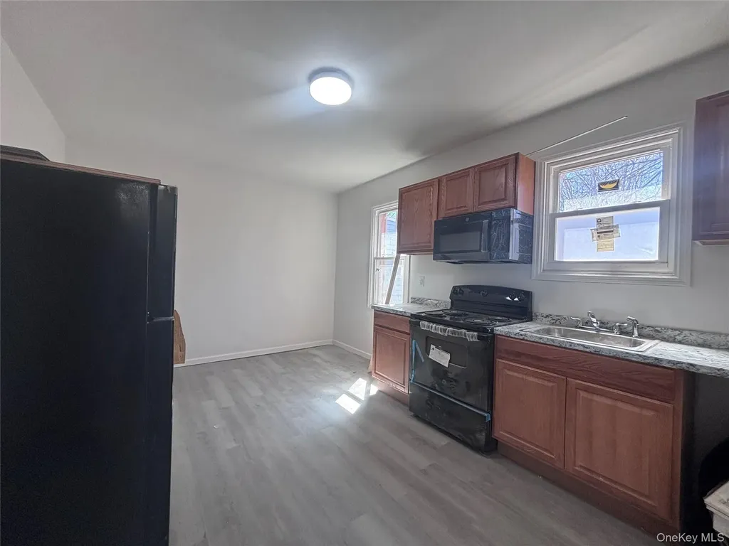 486 3rd Street Call Listing Agent NY 12206