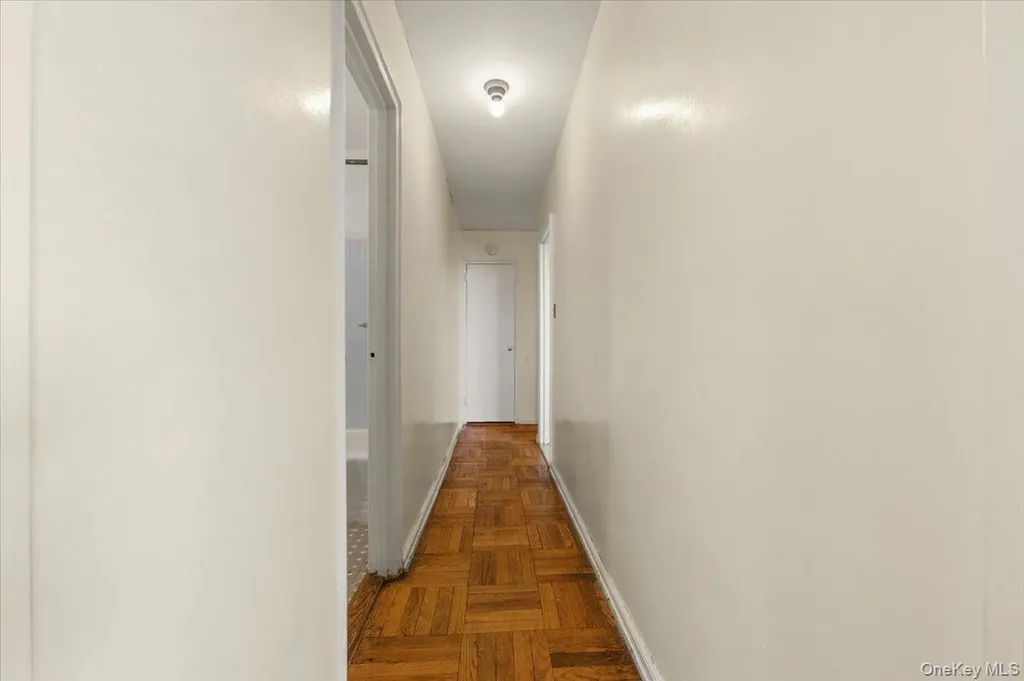80 Knolls Crescent Bronx NY 10463