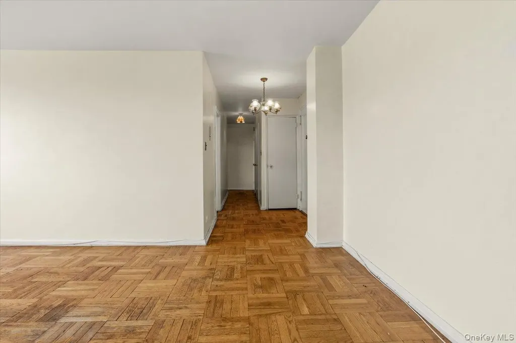 80 Knolls Crescent Bronx NY 10463