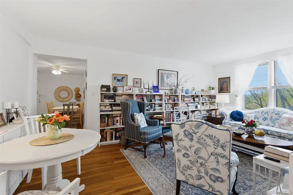 5621 Netherland Avenue Bronx NY 10471