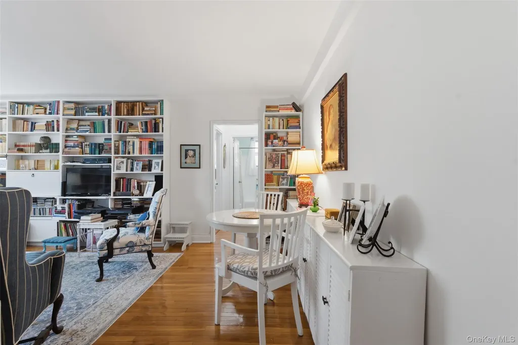 5621 Netherland Avenue Bronx NY 10471