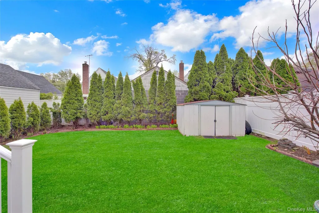 1312 Park Avenue New Hyde Park NY 11040