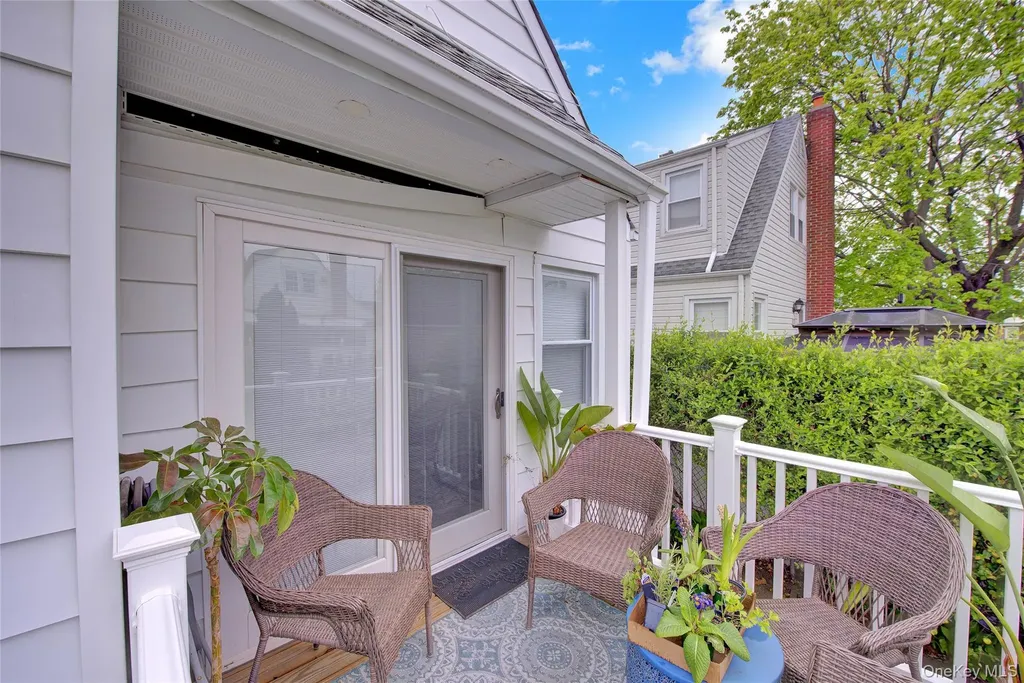 1312 Park Avenue New Hyde Park NY 11040