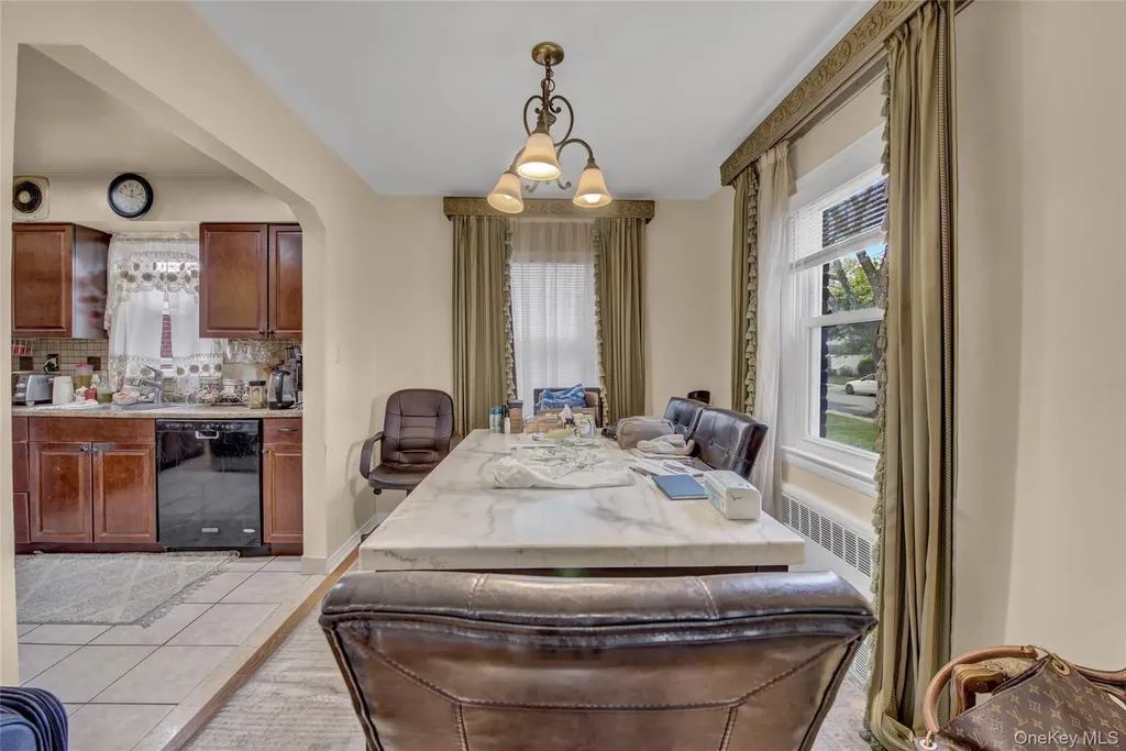1312 Park Avenue New Hyde Park NY 11040