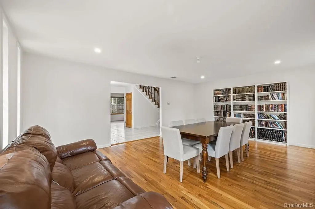 84 Tennyson Drive Nanuet NY 10954