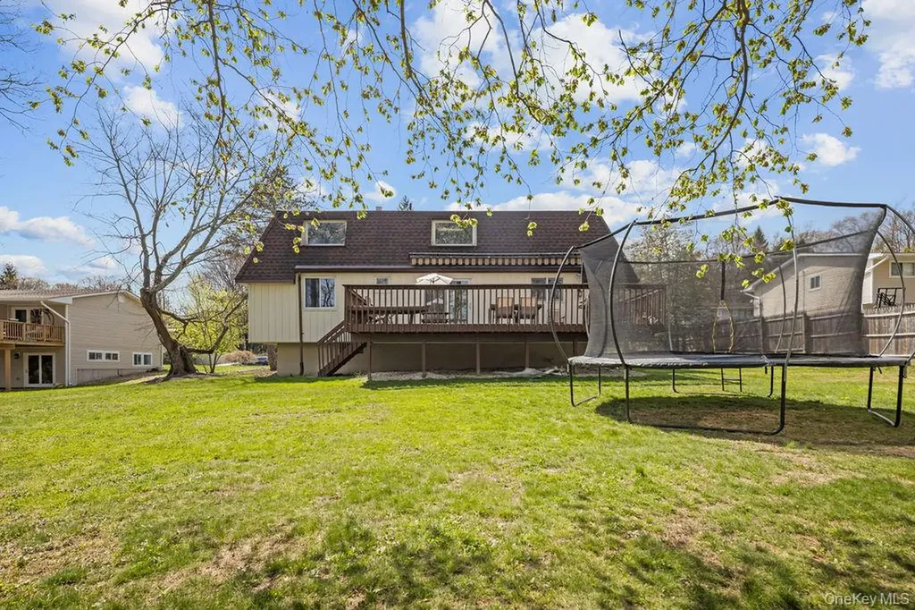 84 Tennyson Drive Nanuet NY 10954