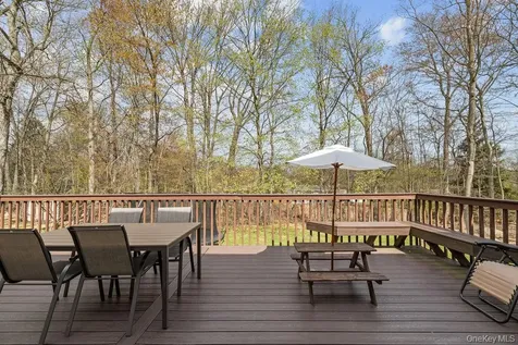 84 Tennyson Drive Nanuet NY 10954