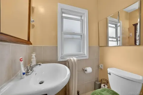 153 Hillside Avenue Mount Vernon NY 10553
