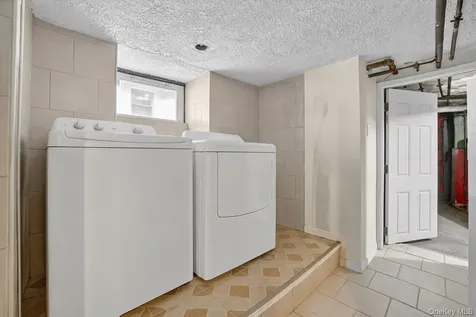 153 Hillside Avenue Mount Vernon NY 10553