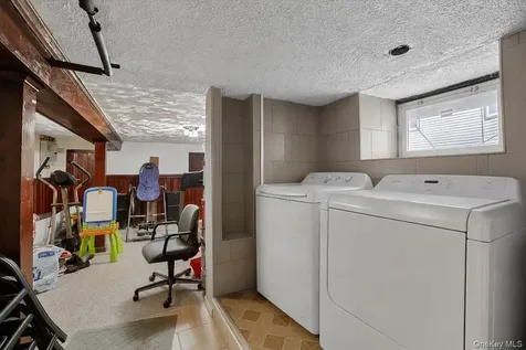 153 Hillside Avenue Mount Vernon NY 10553