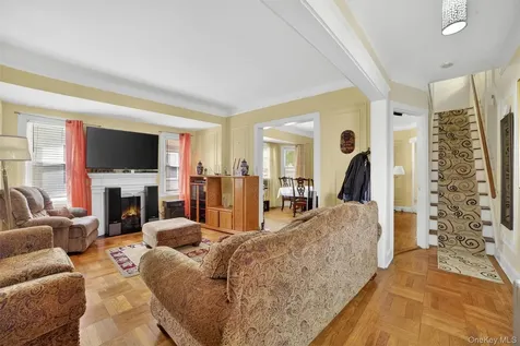 153 Hillside Avenue Mount Vernon NY 10553