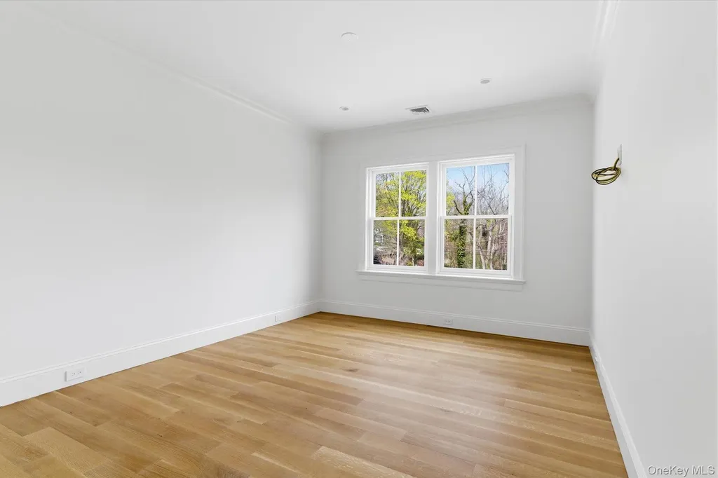 3 Crane Road Lloyd Harbor NY 11743