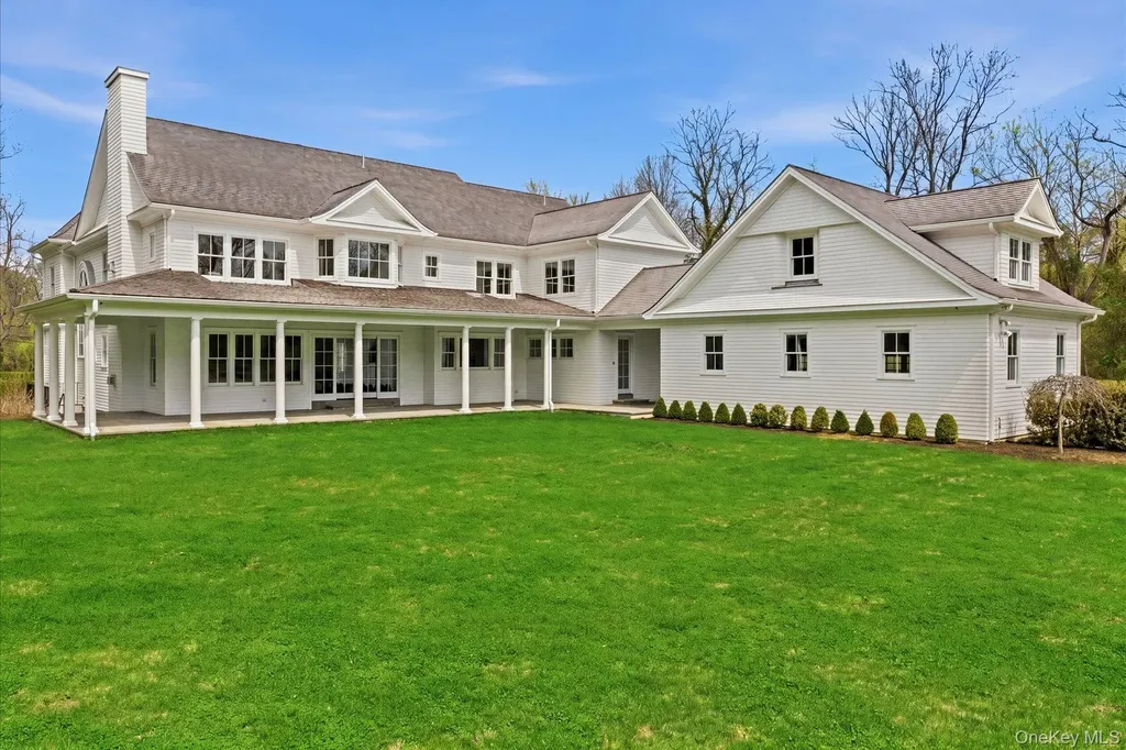 3 Crane Road Lloyd Harbor NY 11743