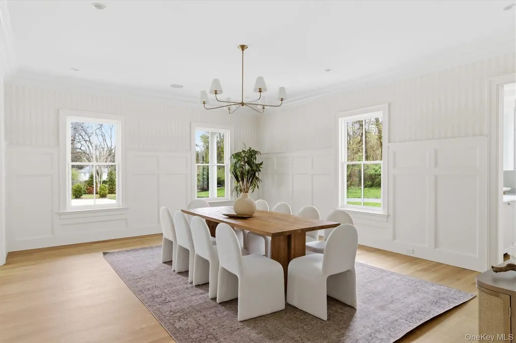 3 Crane Road Lloyd Harbor NY 11743