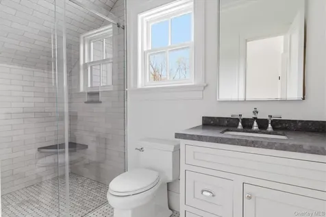3 Crane Road Lloyd Harbor NY 11743