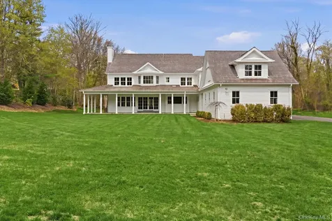 3 Crane Road Lloyd Harbor NY 11743