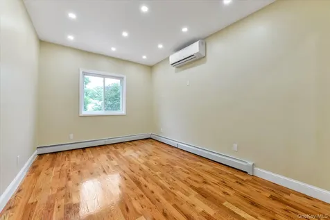 147-12 70 Road Kew Garden Hills NY 11367
