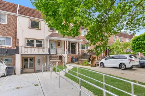 147-12 70 Road Kew Garden Hills NY 11367