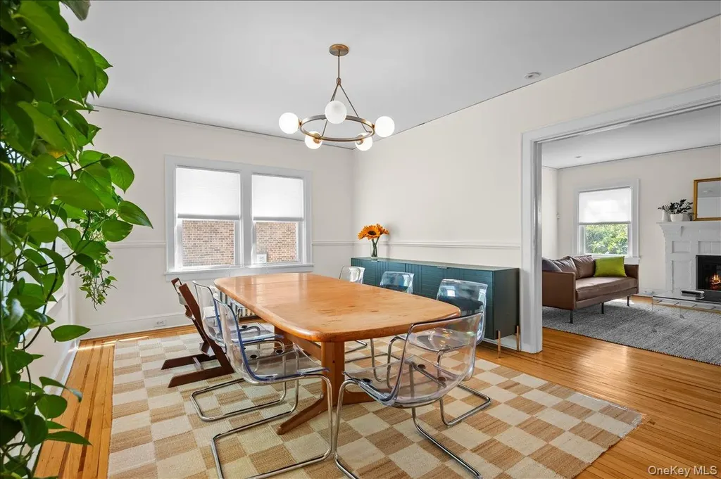 54 Ogden Avenue White Plains NY 10605