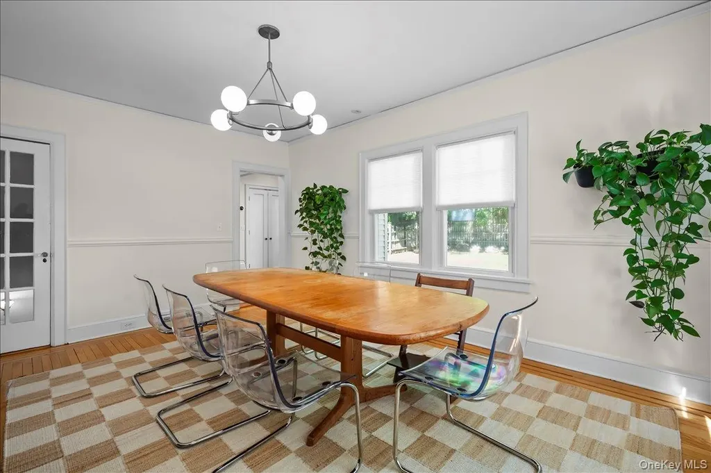 54 Ogden Avenue White Plains NY 10605