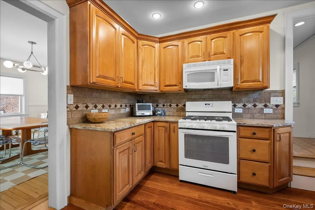 54 Ogden Avenue White Plains NY 10605