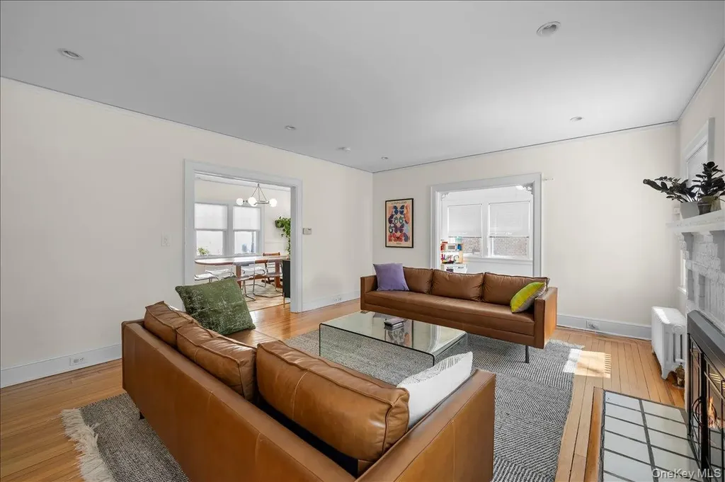 54 Ogden Avenue White Plains NY 10605