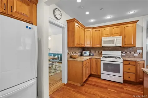 54 Ogden Avenue White Plains NY 10605