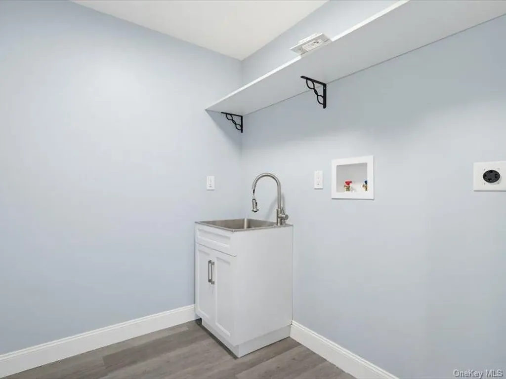 23 High View Terrace Rock Hill NY 12775