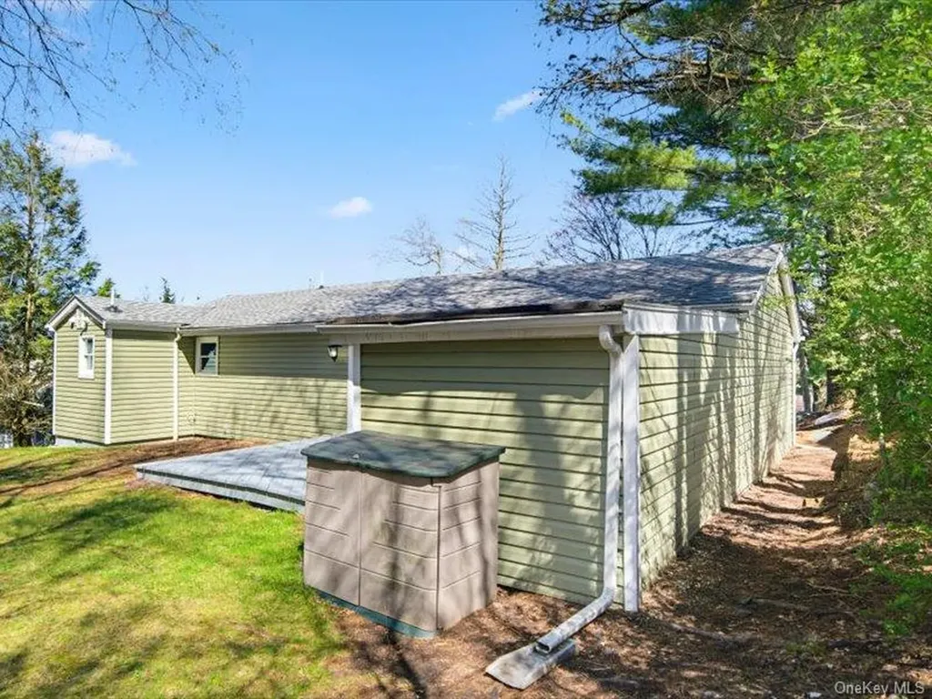 23 High View Terrace Rock Hill NY 12775