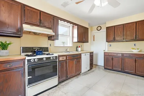 17 Anderson Avenue Sleepy Hollow NY 10591