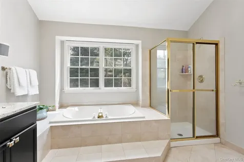 10 Kipps Court Somers NY 10589