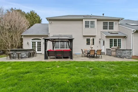 10 Kipps Court Somers NY 10589
