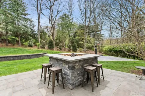 10 Kipps Court Somers NY 10589