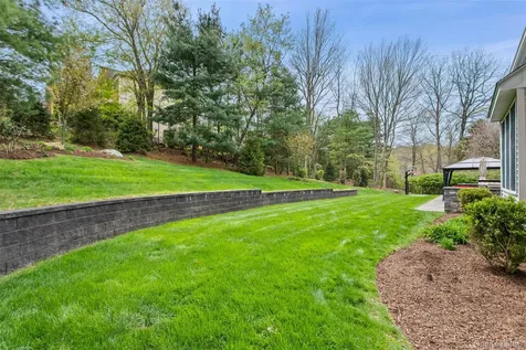 10 Kipps Court Somers NY 10589