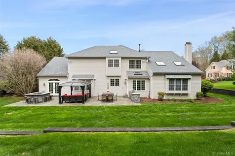 10 Kipps Court Somers NY 10589
