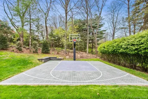 10 Kipps Court Somers NY 10589