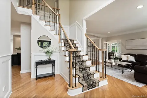 10 Kipps Court Somers NY 10589
