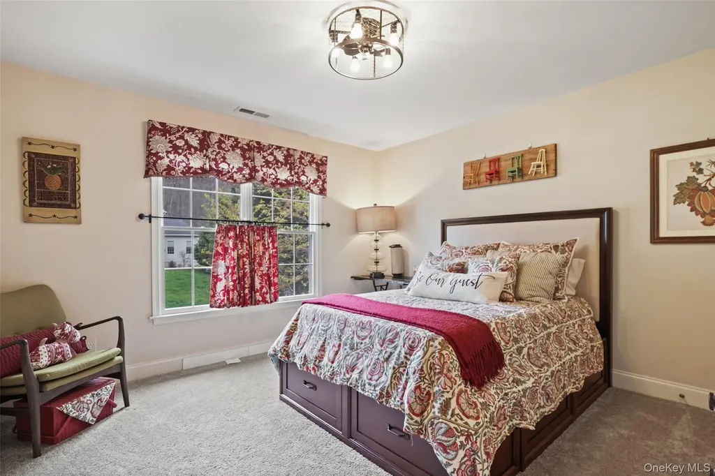 61 Hallocks Run Somers NY 10589