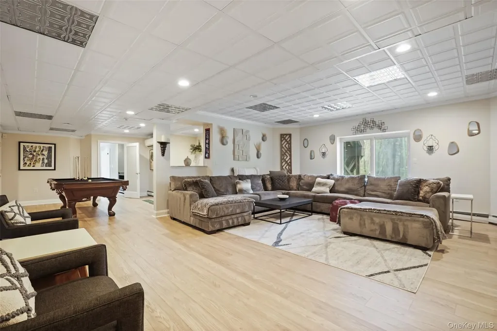 61 Hallocks Run Somers NY 10589