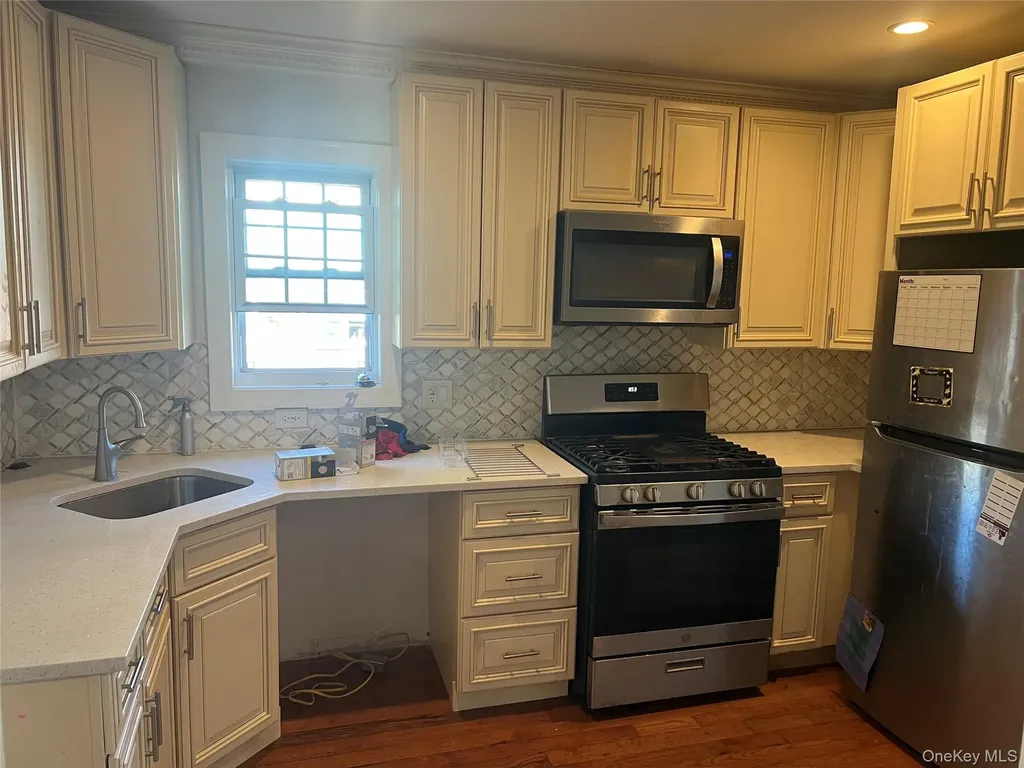 18920 117th Road Saint Albans NY 11412