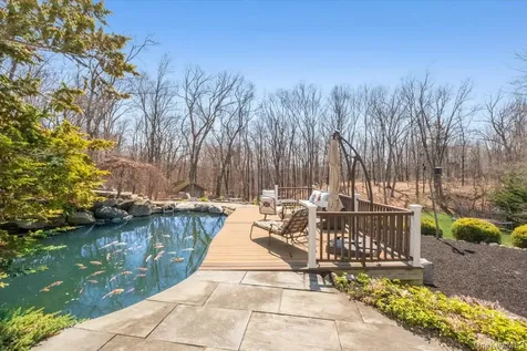 27 Kramers Pond Road Putnam Valley NY 10579