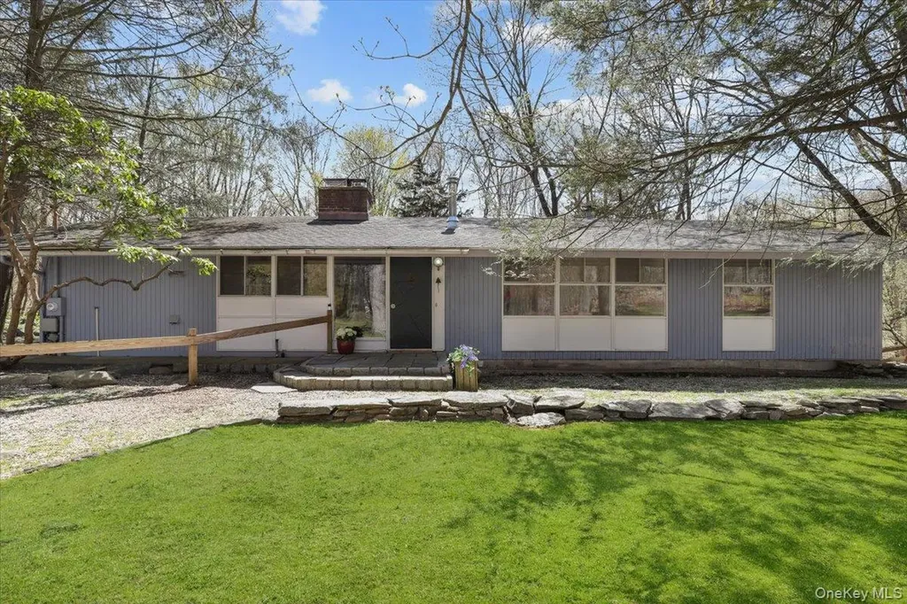 9 E Cradle Rock Road Pound Ridge NY 10576