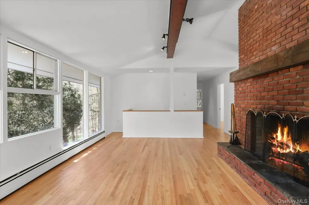 9 E Cradle Rock Road Pound Ridge NY 10576