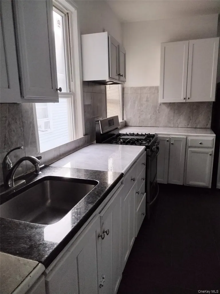 15 Hoffman Avenue Poughkeepsie NY 12603