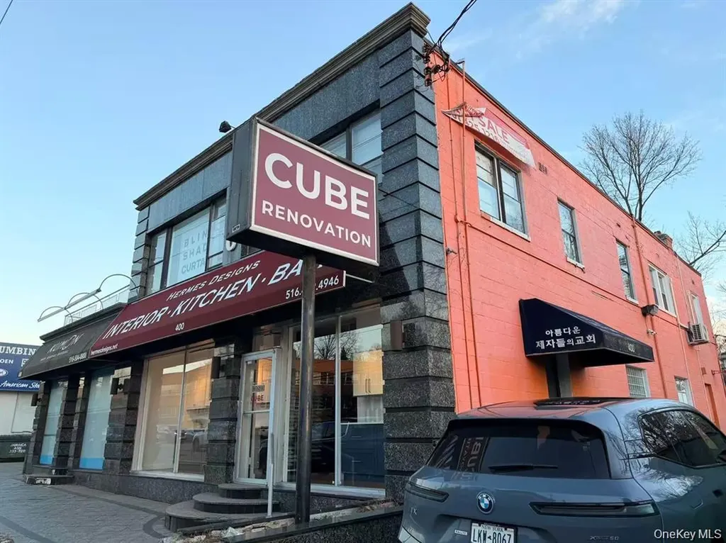 400 Northern Boulevard Great Neck NY 11021